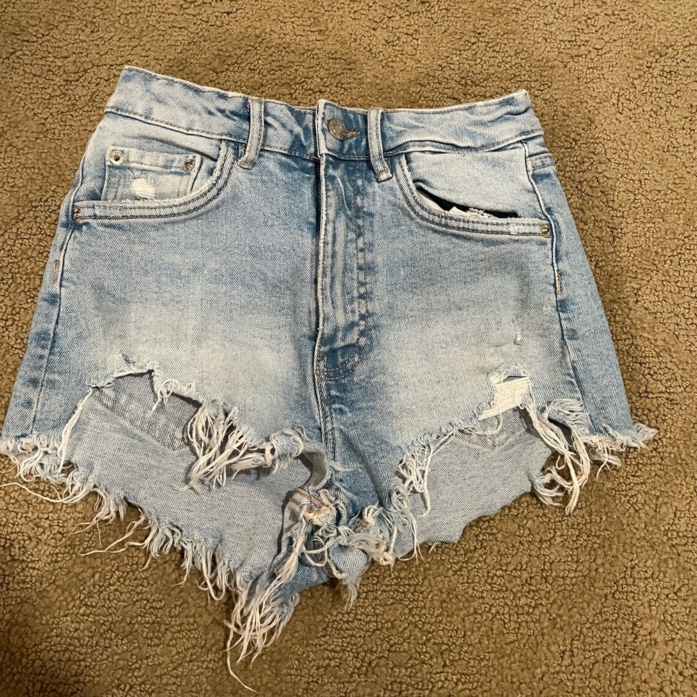 Zara light wash blue denim shorts cutoff
